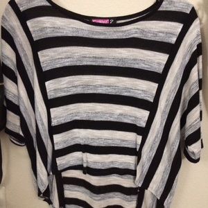 loose fitting blouse